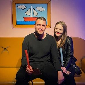 Meet your Posher, Caitlin